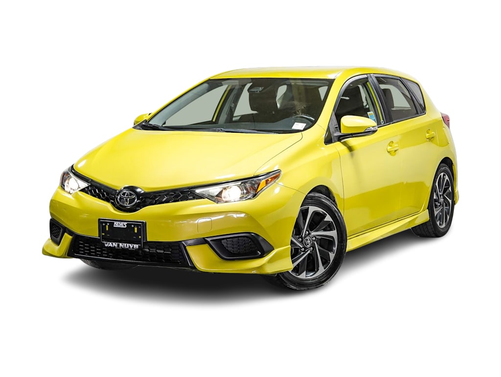Thumbnail: 2017 Toyota Corolla iM - 3