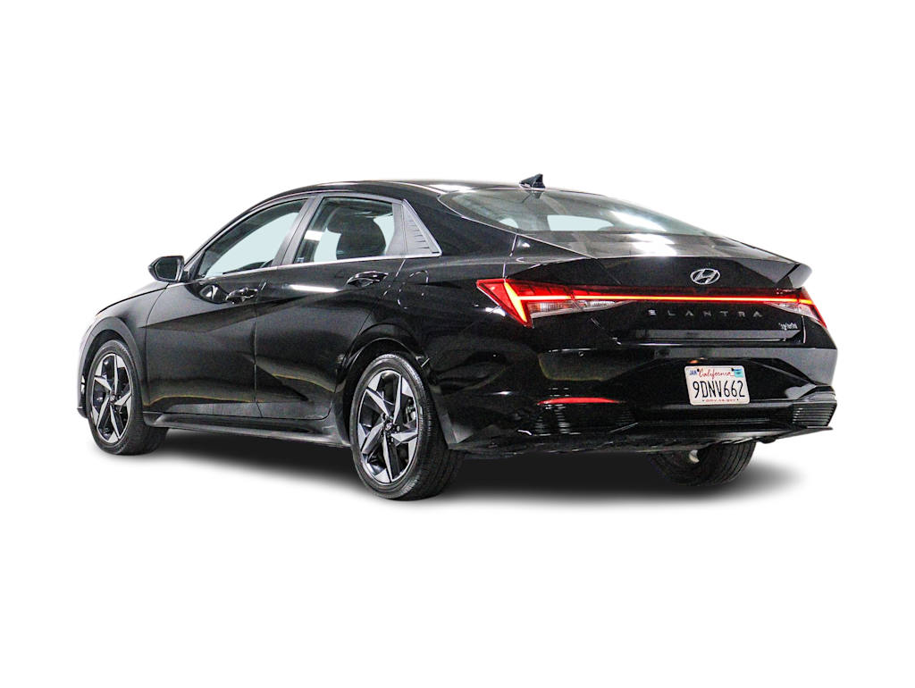 Thumbnail: 2023 Hyundai Elantra - 3