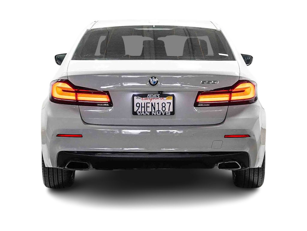Thumbnail: 2021 BMW 5 Series - 17