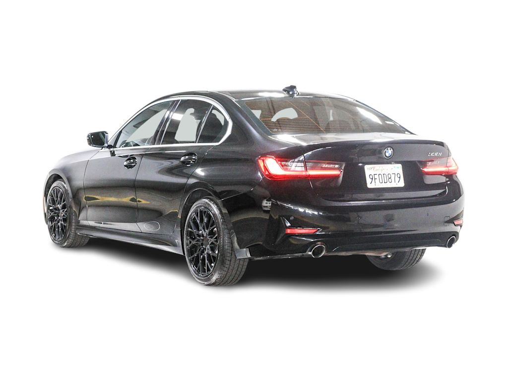Thumbnail: 2019 BMW 3 Series - 3
