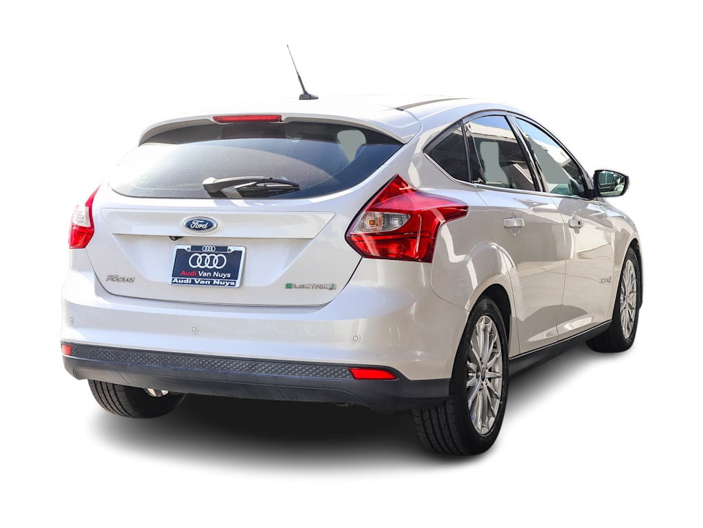 Thumbnail: 2014 Ford Focus - 8