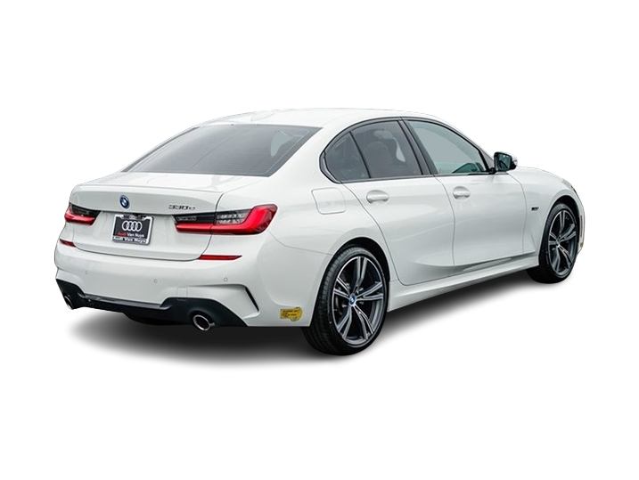 Thumbnail: 2022 BMW 3 Series - 18