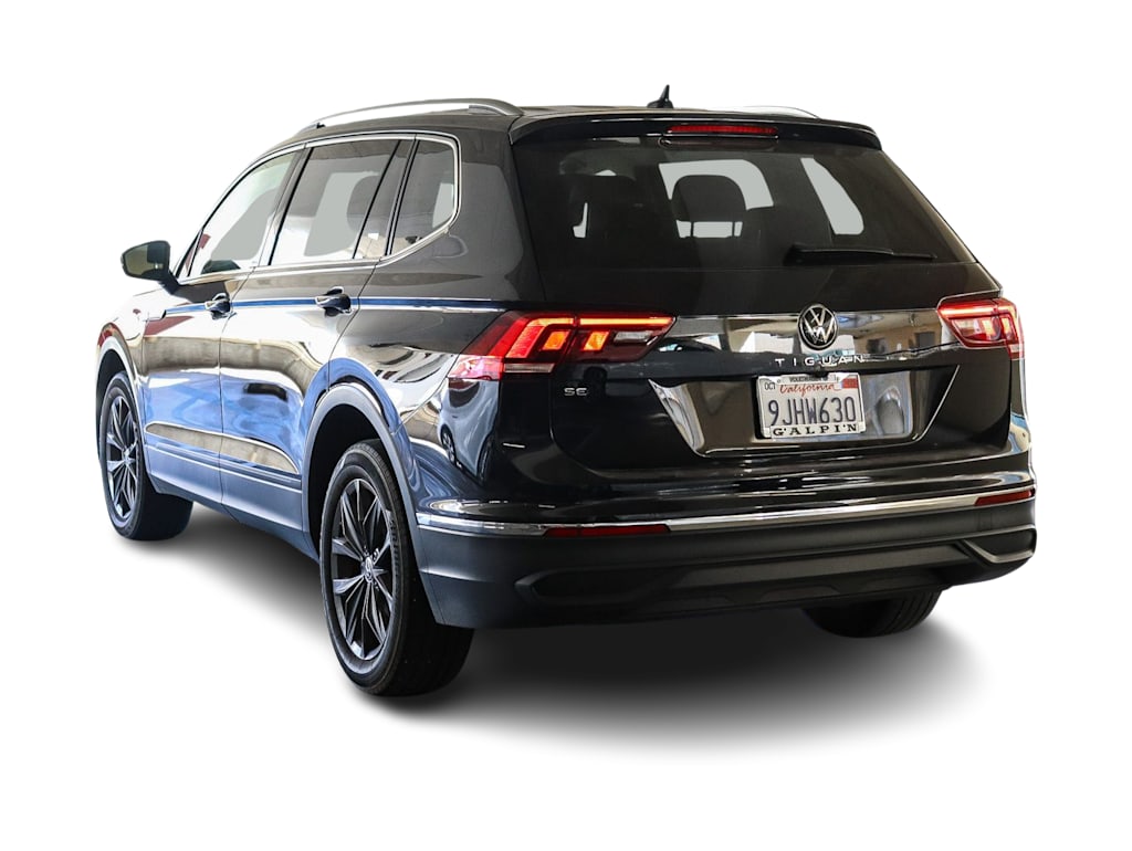 Thumbnail: 2023 Volkswagen Tiguan - 3