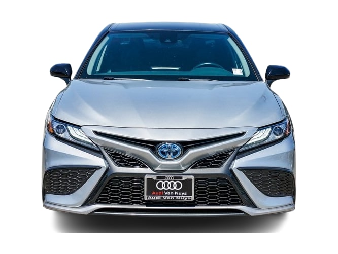 2022 Toyota Camry XSE 28