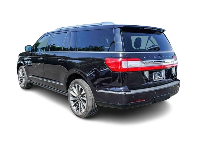 Thumbnail: 2021 Lincoln Navigator L - 3