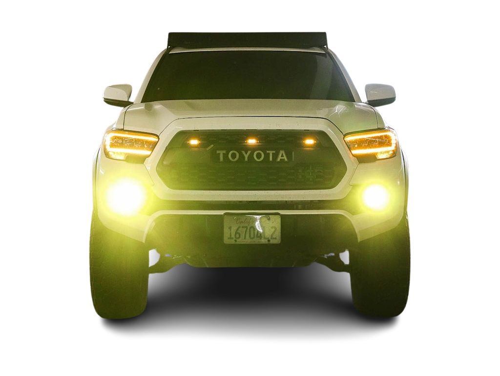 Thumbnail: 2018 Toyota Tacoma - 8