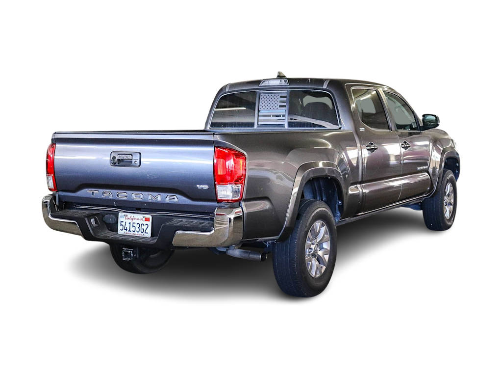 Thumbnail: 2016 Toyota Tacoma - 7