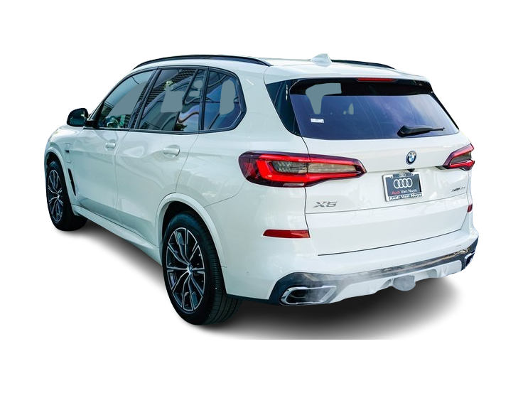 Thumbnail: 2022 BMW X5 - 3