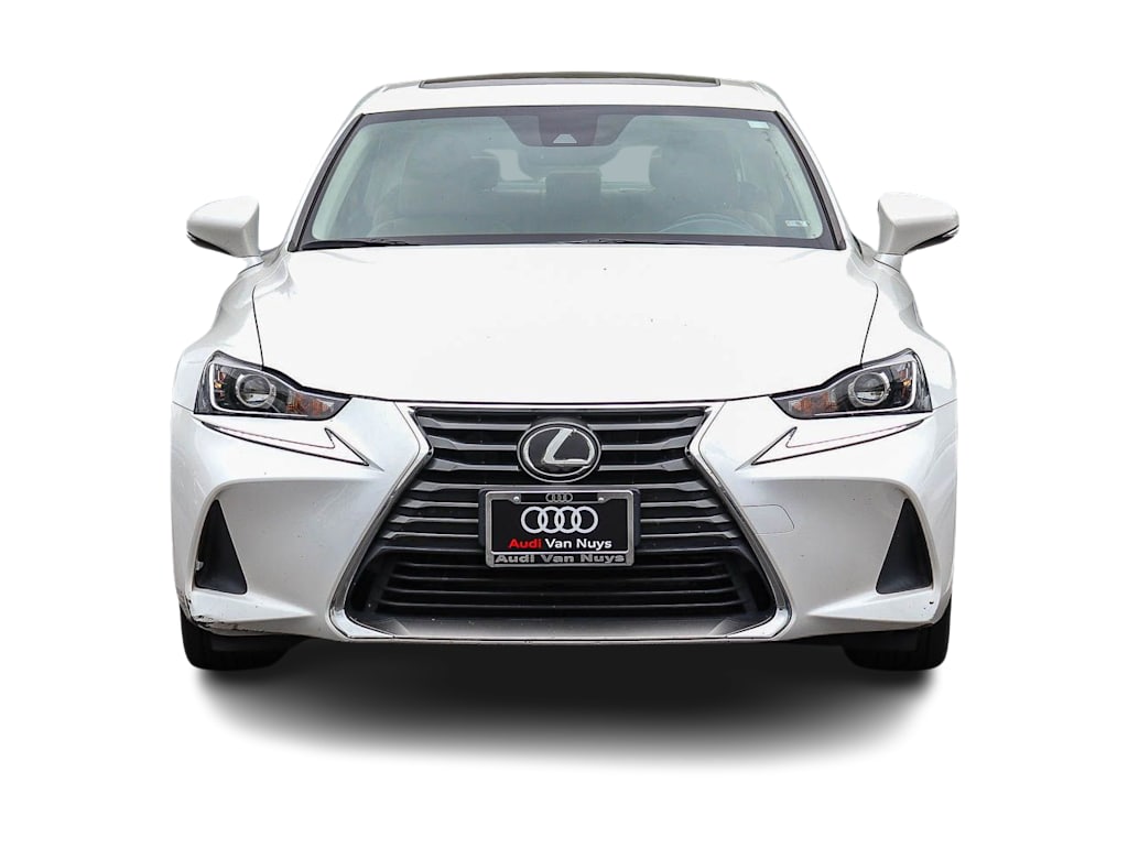 Thumbnail: 2018 Lexus IS - 4