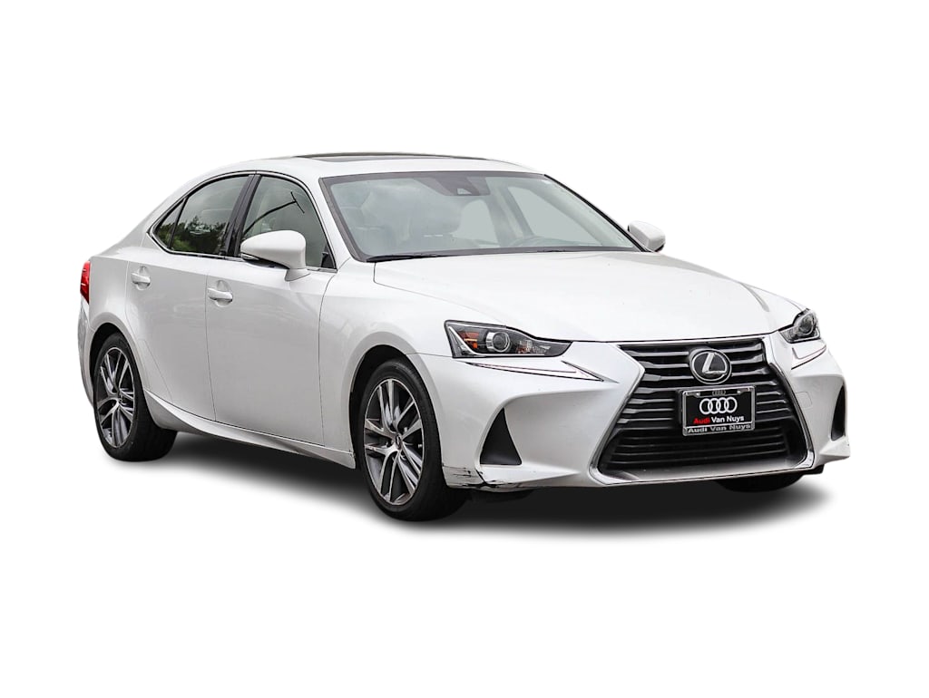Thumbnail: 2018 Lexus IS - 9