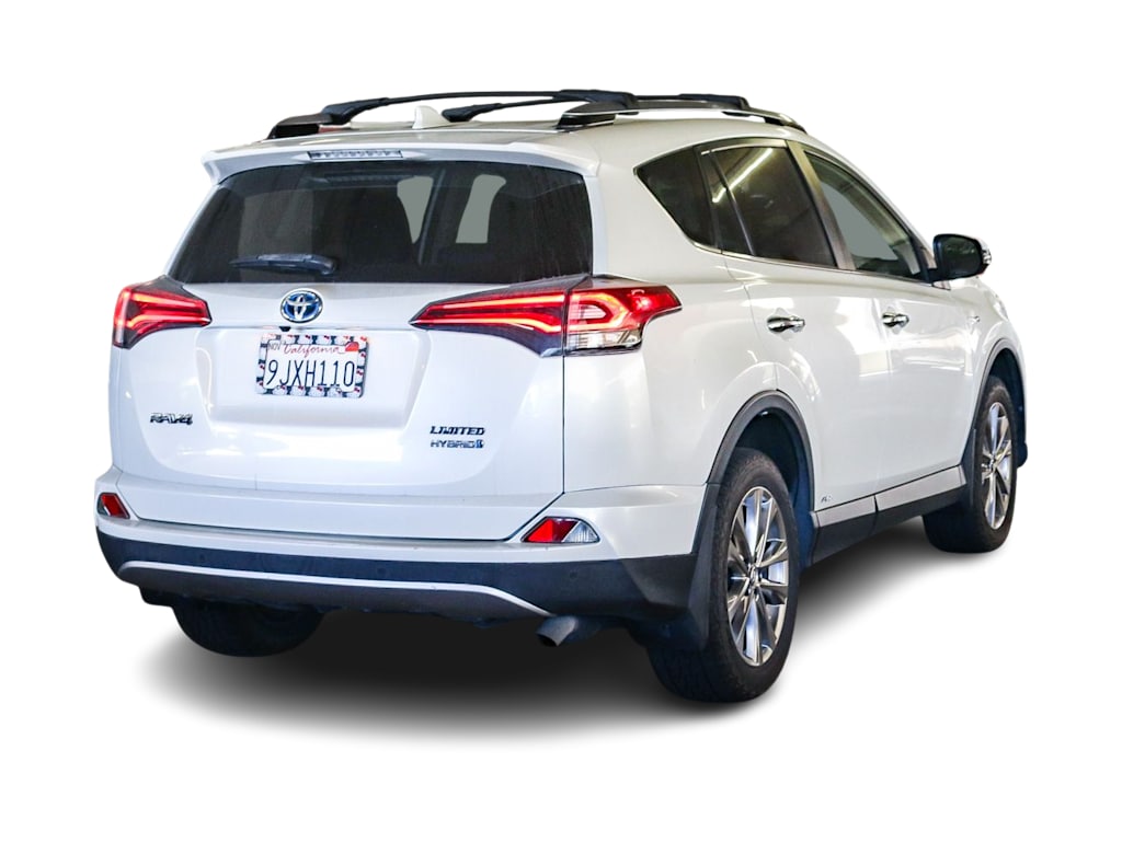 Thumbnail: 2018 Toyota RAV4 - 8