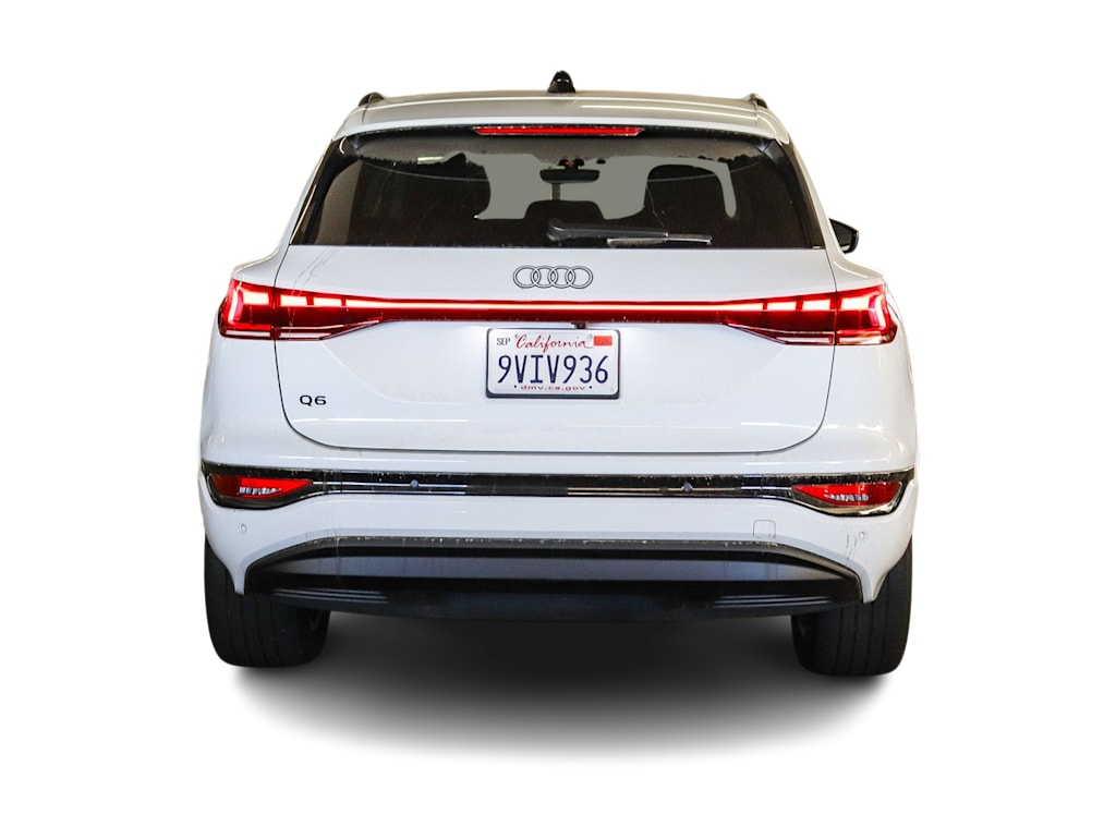 Thumbnail: 2025 Audi Q6 e-tron - 3