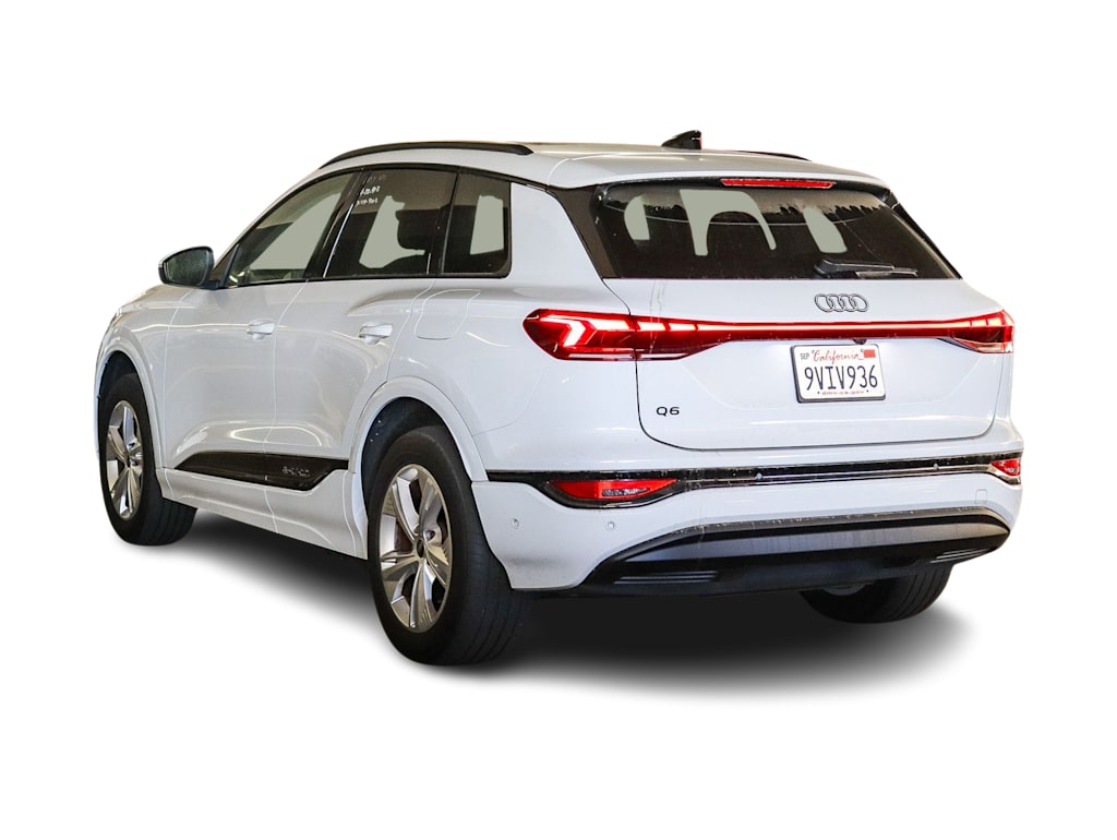 Thumbnail: 2025 Audi Q6 e-tron - 2