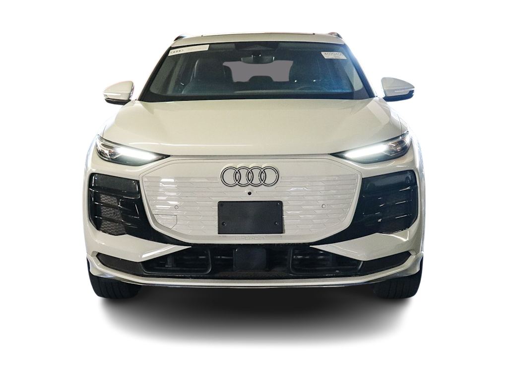 Thumbnail: 2025 Audi Q6 e-tron - 4