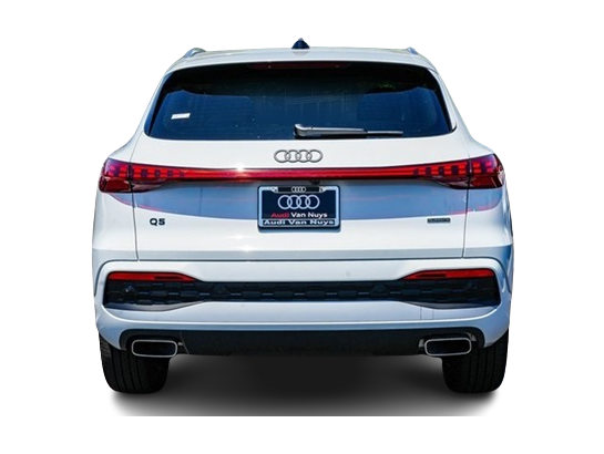 Thumbnail: 2025 Audi Q5 - 4