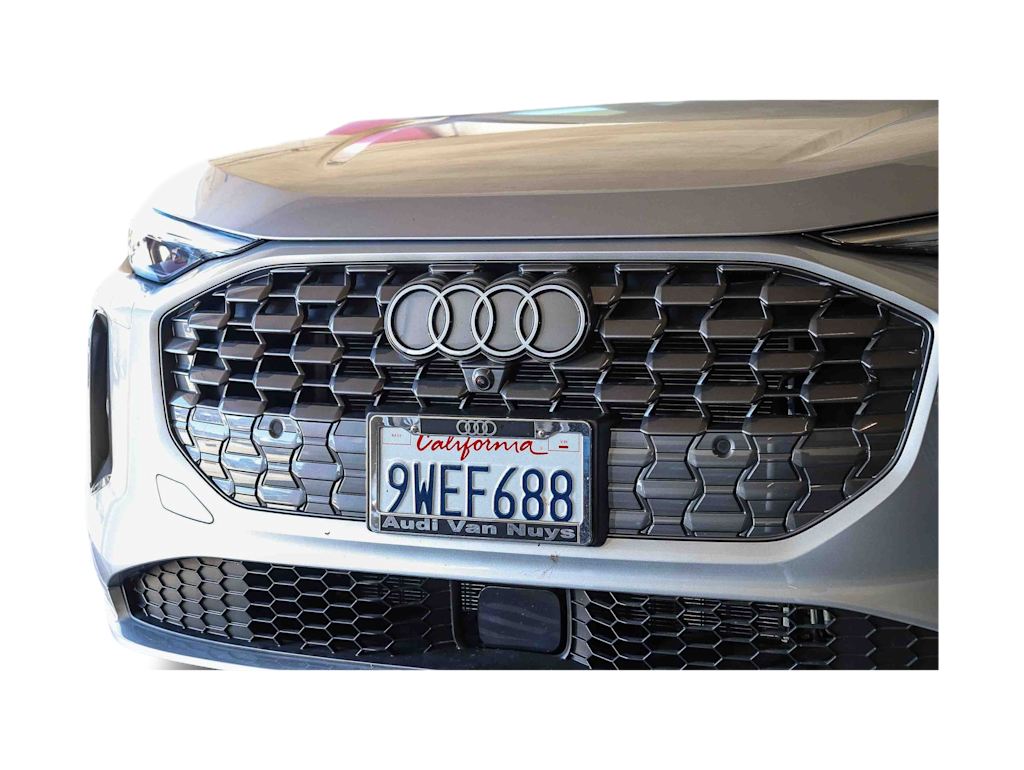 Thumbnail: 2025 Audi Q5 - 11