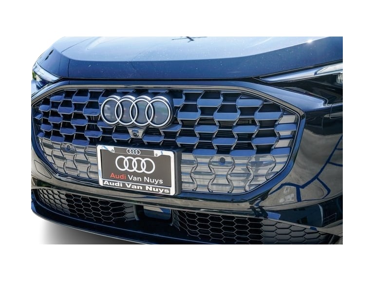 Thumbnail: 2025 Audi Q5 - 19