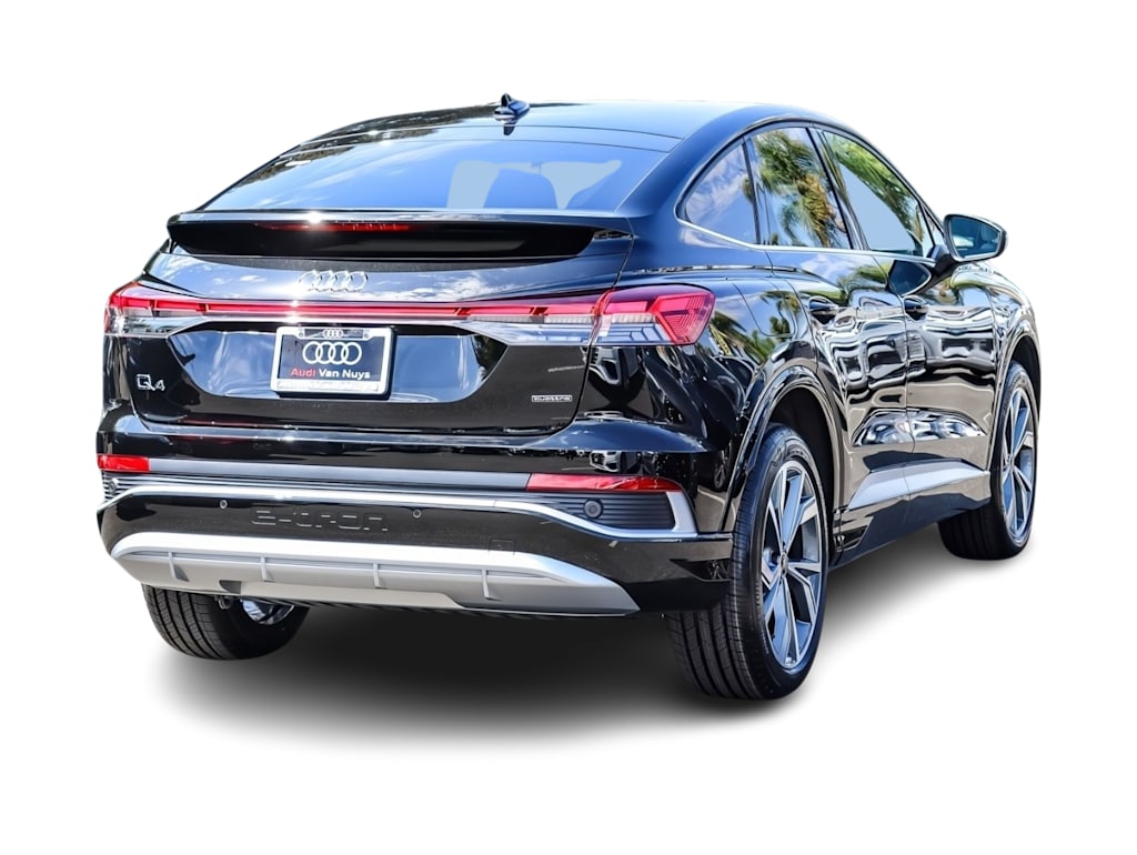 Thumbnail: 2023 Audi Q4 e-tron - 17