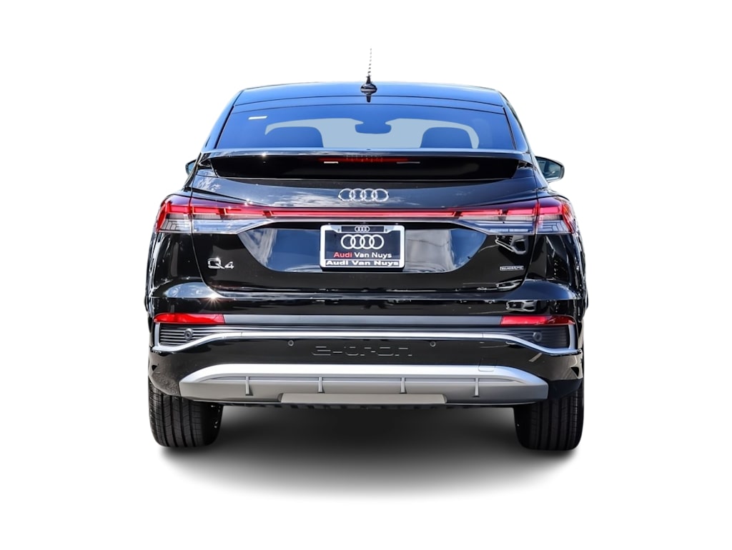 Thumbnail: 2023 Audi Q4 e-tron - 4