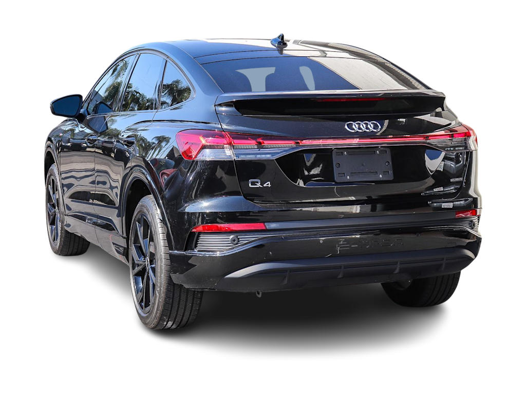 Thumbnail: 2024 Audi Q4 e-tron - 2