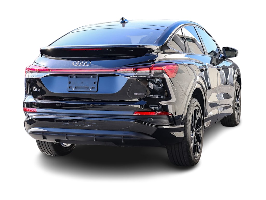 Thumbnail: 2024 Audi Q4 e-tron - 7