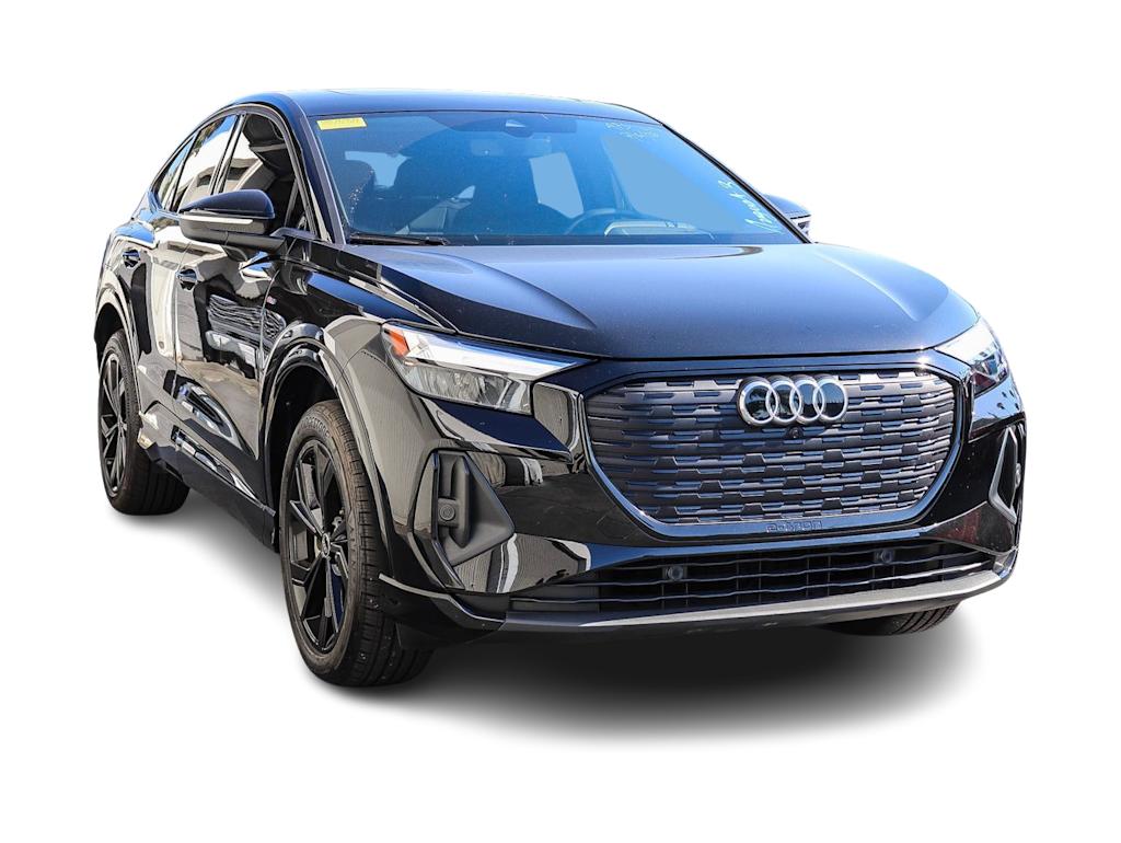 Thumbnail: 2024 Audi Q4 e-tron - 8