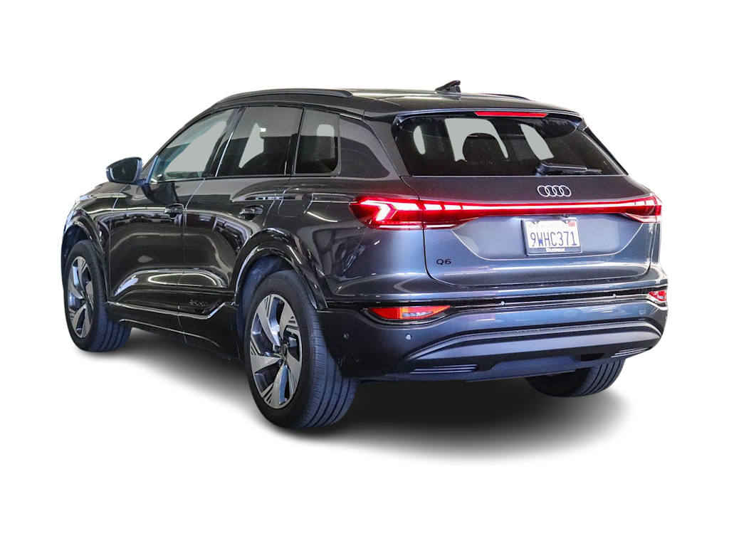 Thumbnail: 2025 Audi Q6 e-tron - 2