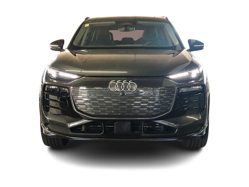 Thumbnail: 2025 Audi Q6 e-tron - 4