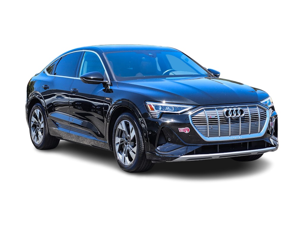 Thumbnail: 2023 Audi e-tron - 18