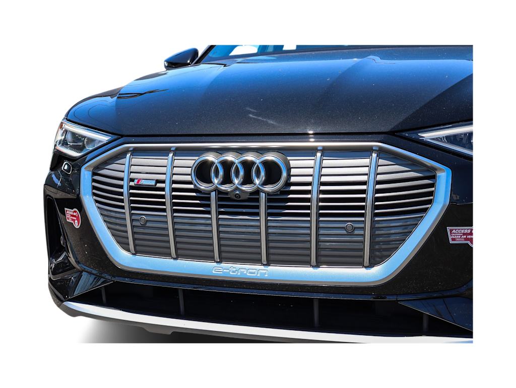 Thumbnail: 2023 Audi e-tron - 20