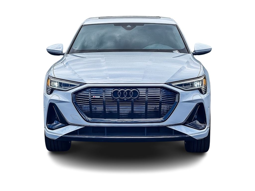 Thumbnail: 2023 Audi e-tron - 5