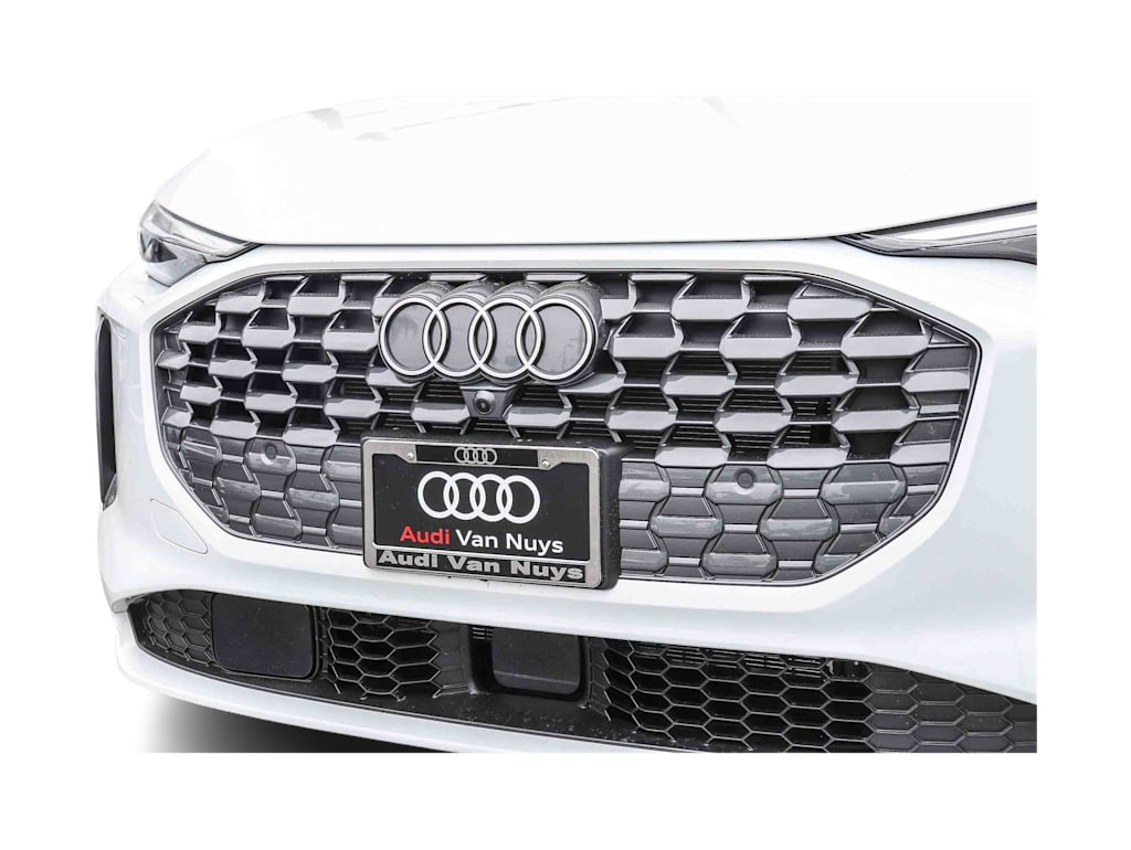 Thumbnail: 2025 Audi Q5 - 19