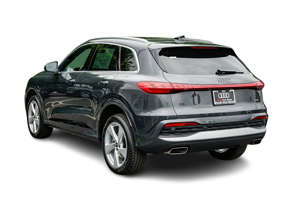 Thumbnail: 2025 Audi Q5 - 3