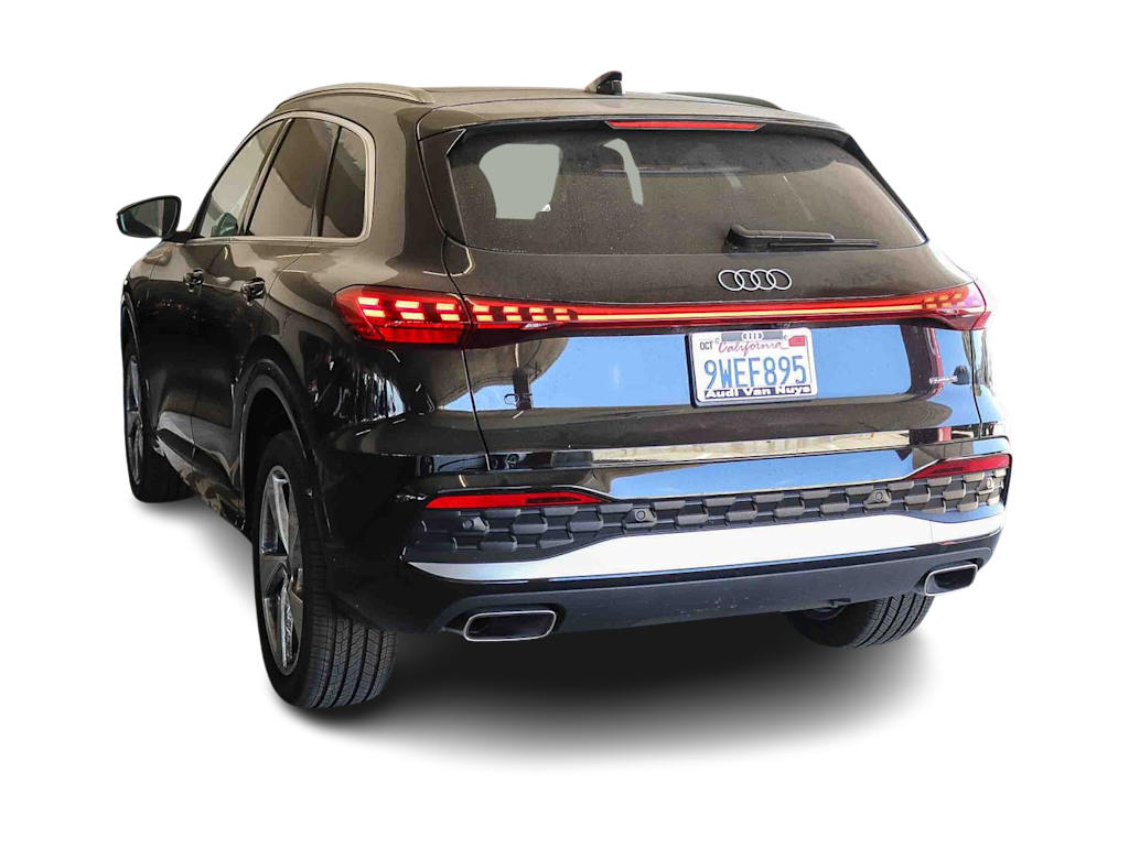 Thumbnail: 2025 Audi Q5 - 2
