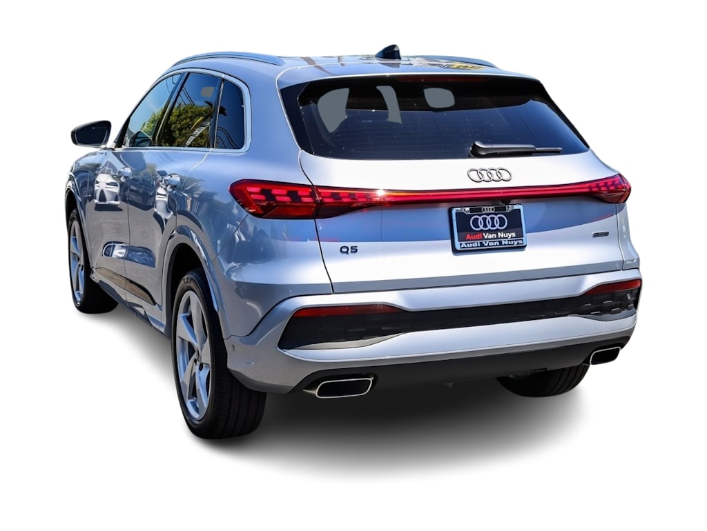 Thumbnail: 2025 Audi Q5 - 3