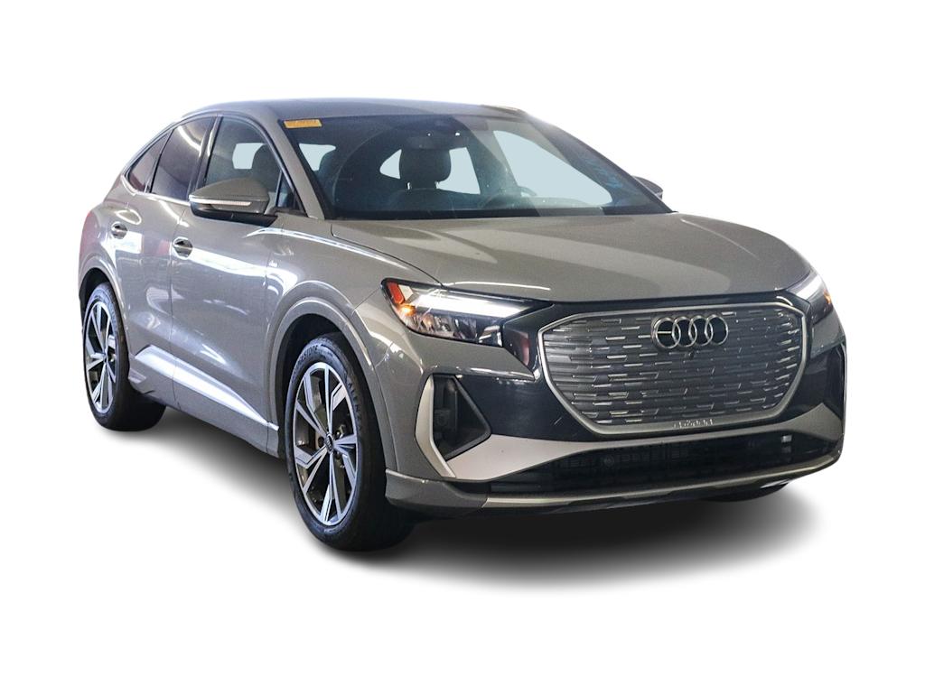Thumbnail: 2024 Audi Q4 e-tron - 8
