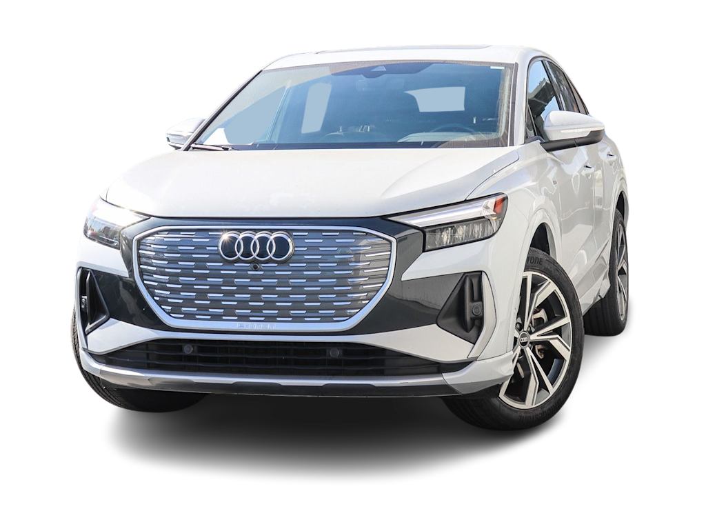 Thumbnail: 2023 Audi Q4 e-tron - 4
