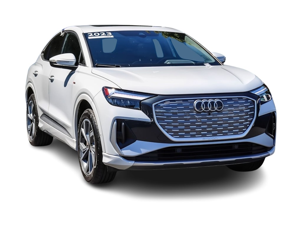Thumbnail: 2023 Audi Q4 e-tron - 5