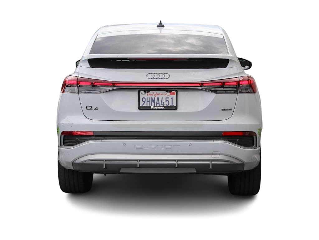 Thumbnail: 2023 Audi Q4 e-tron - 3