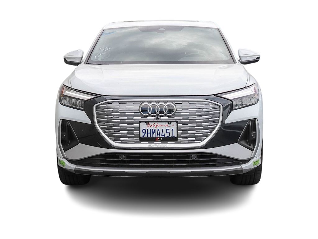 Thumbnail: 2023 Audi Q4 e-tron - 9
