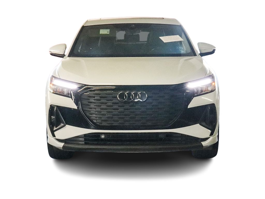Thumbnail: 2023 Audi Q4 e-tron - 4
