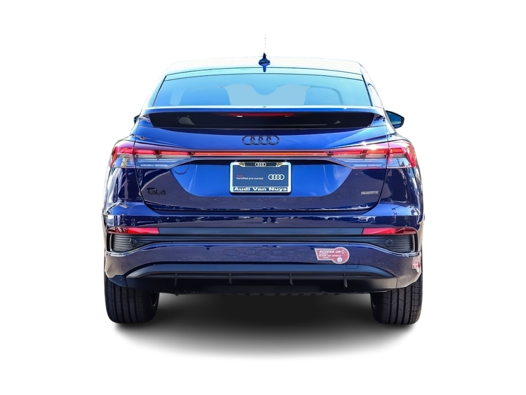 Thumbnail: 2023 Audi Q4 e-tron - 4