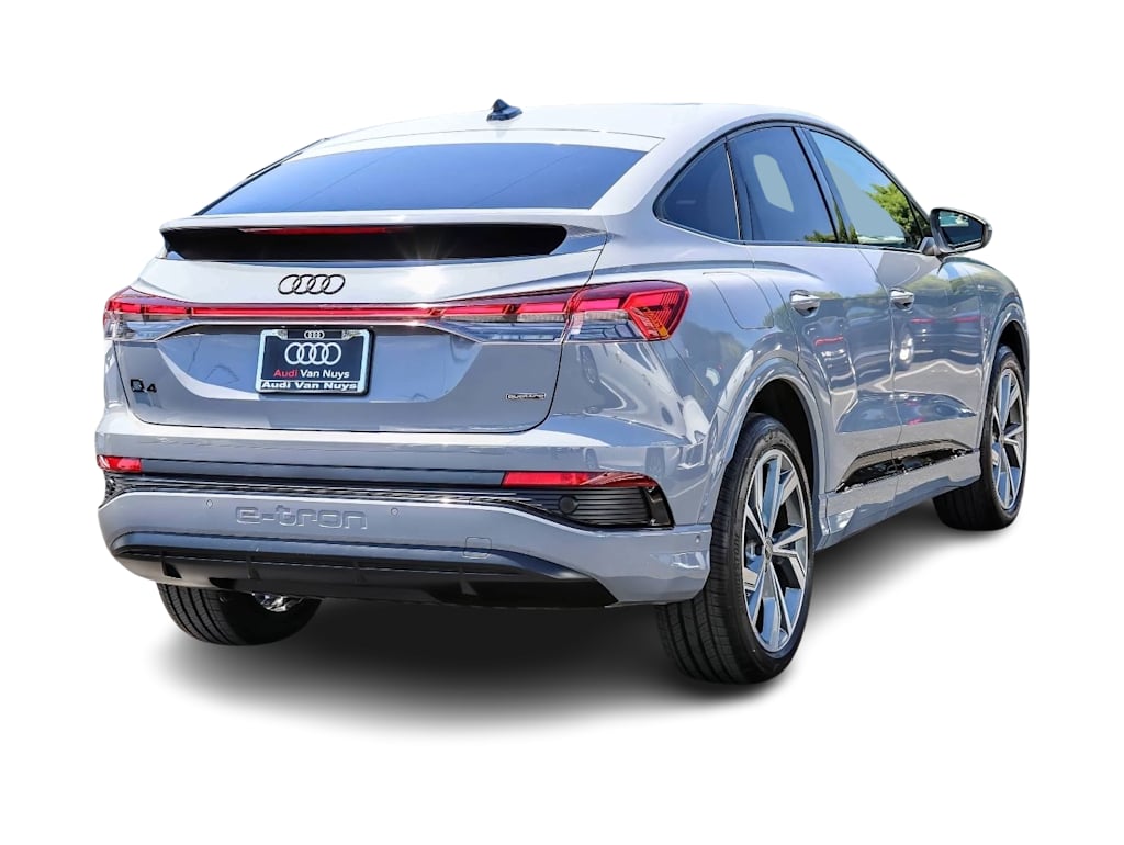 Thumbnail: 2023 Audi Q4 e-tron - 19
