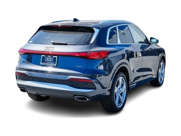 Thumbnail: 2025 Audi Q5 - 16