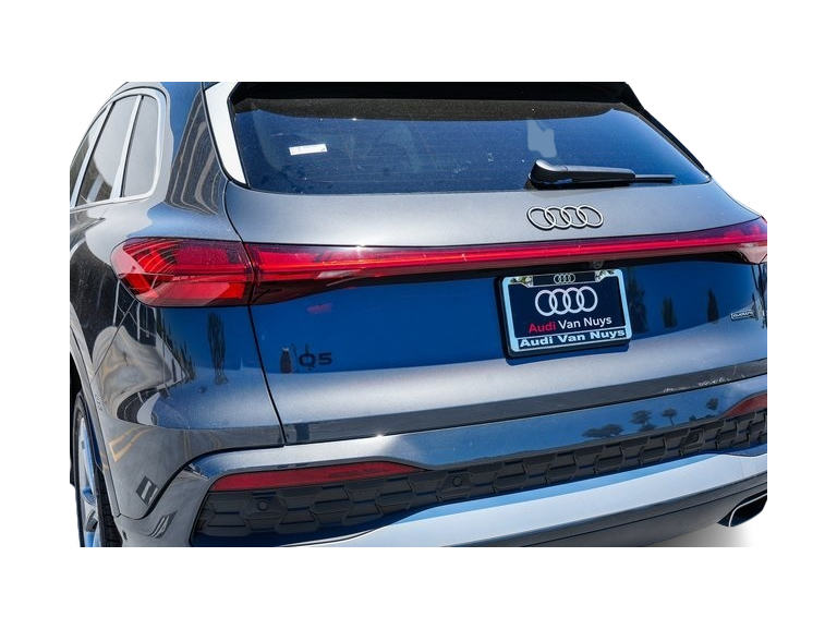 Thumbnail: 2025 Audi Q5 - 21