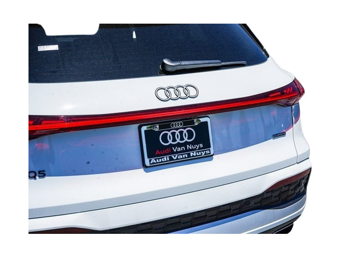 Thumbnail: 2025 Audi Q5 - 22