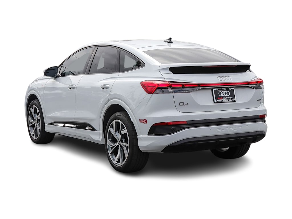 Thumbnail: 2024 Audi Q4 e-tron - 2