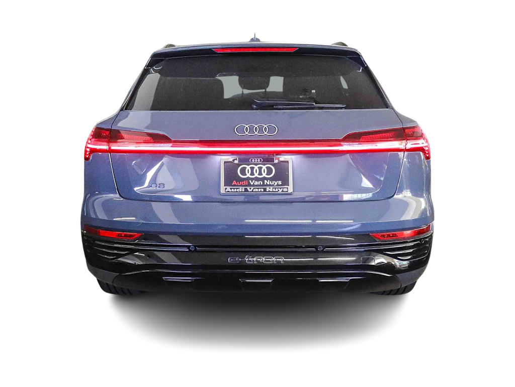 Thumbnail: 2024 Audi Q8 e-tron - 3