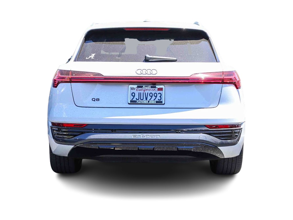 Thumbnail: 2024 Audi Q8 e-tron - 3