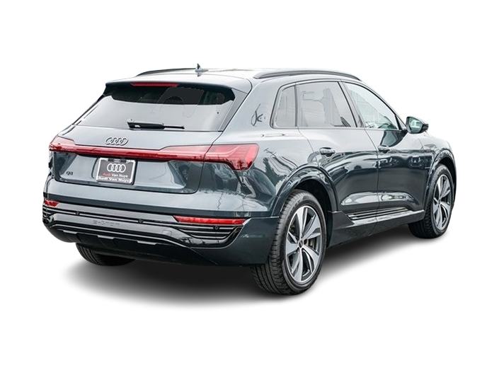 Thumbnail: 2024 Audi Q8 e-tron - 16